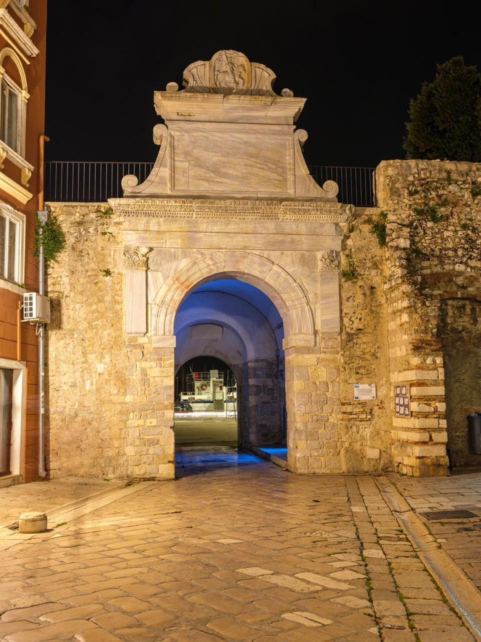 Luxury Rooms Volat Old Town Zadar Ngoại thất bức ảnh